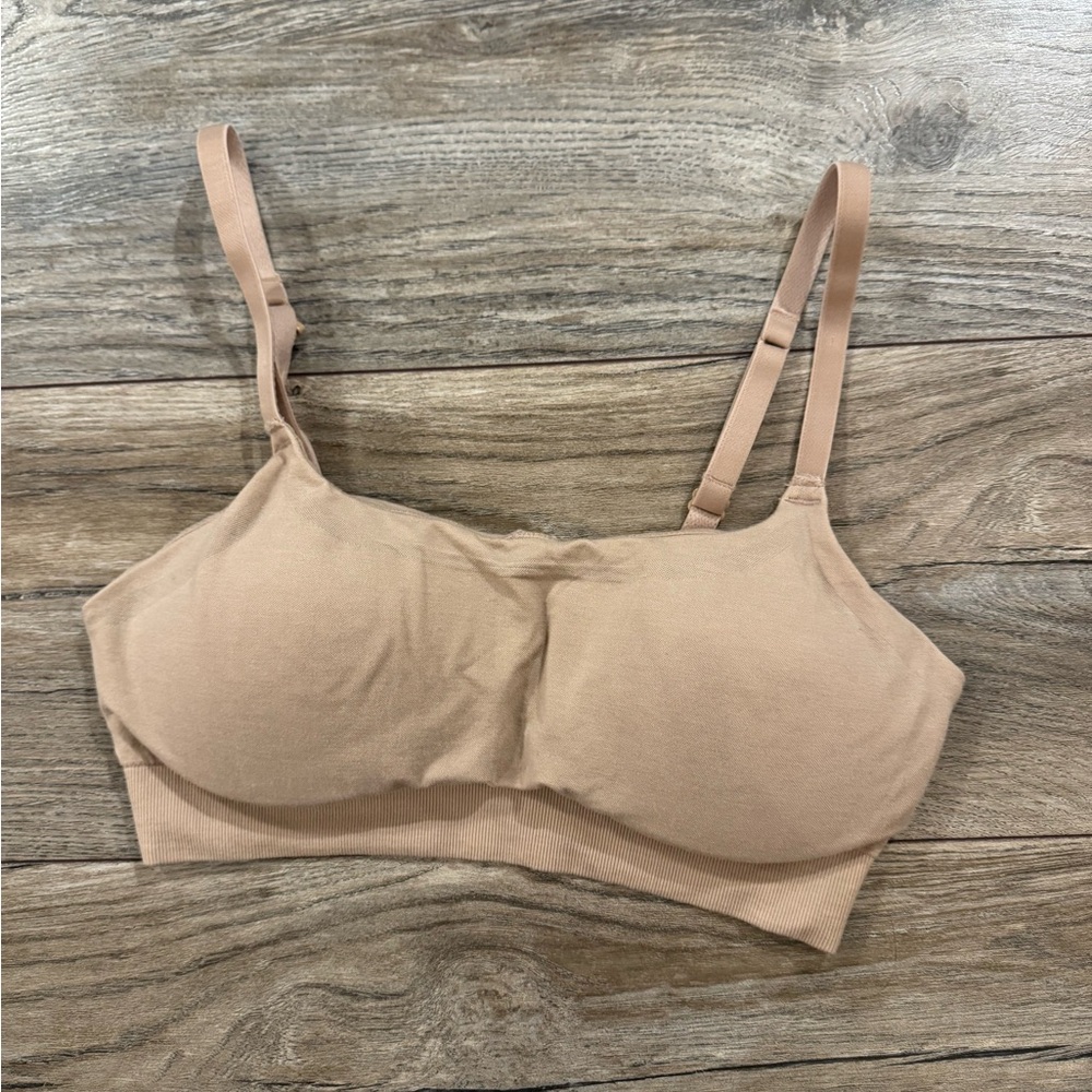 Seamless Wonderbra Tan Bralette